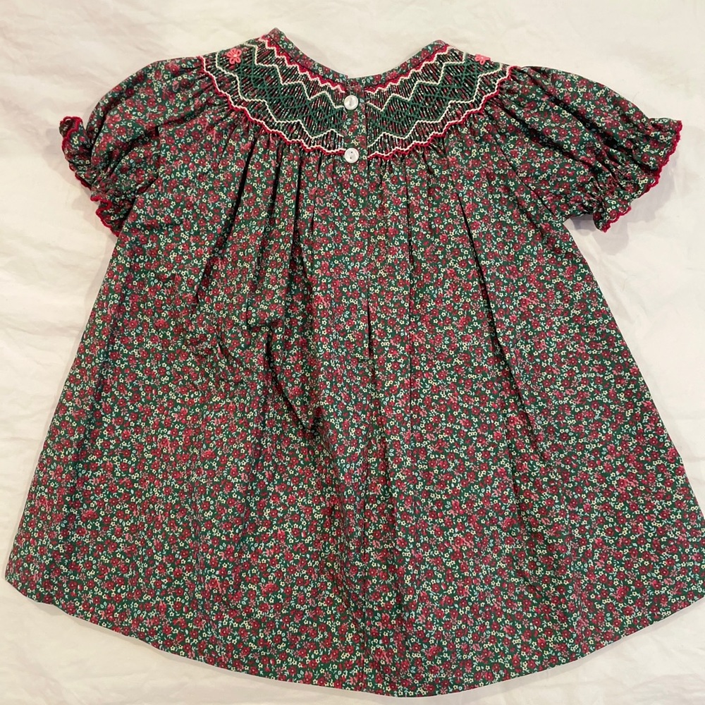Smocked dress - Picture 3 of 4